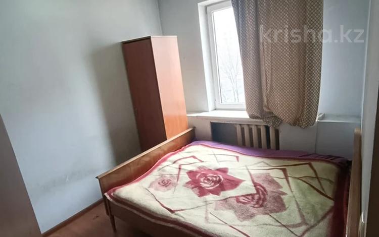 3-комнатная квартира, 60 м², 5/5 этаж помесячно, мкр Алмагуль, Басенова 41