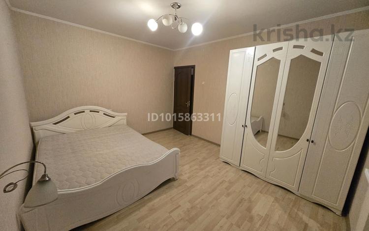 2-комнатная квартира · 60 м² · 4/4 этаж, Казыбек би 106 за 150 000 ₸ в Таразе — фото 2