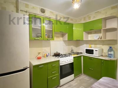 2-комнатная квартира · 51 м² · 2/9 этаж, мкр Юго-Восток, Гапеева за 17.5 млн ₸ в Караганде, Казыбек би р-н