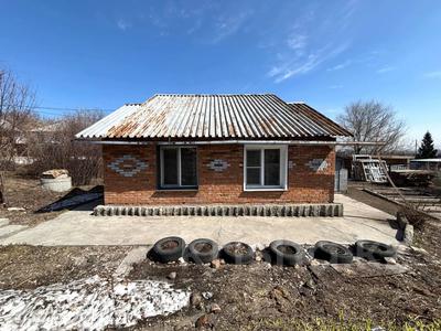 Отдельный дом · 3 комнаты · 71 м² · 8 сот., Национальная 23 за 15 млн ₸ в Усть-Каменогорске