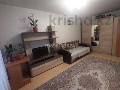 Продажа квартир в Западно-Казахстанской обл.: 1-комнатная квартира · 35 м² · 3/5 этаж, мкр Кунаева 7 за 15.5 млн 〒 1-комнатная квартира · 35 м² · 3/5 этаж, мкр Кунаева 7 за 15.5 млн 〒 в Уральске