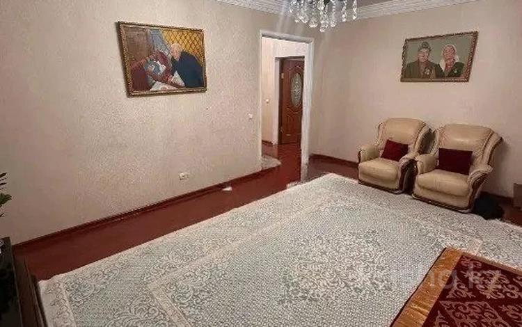 3-комнатная квартира · 82 м² · 7/15 этаж, Валиханова — Школа Лицей №54 за 36 млн ₸ в Астане, р-н Байконур — фото 2