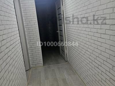 3-бөлмелі пәтер · 60 м² · 5/5 қабат, Сураншы Батыра 36, бағасы: 16 млн 〒 в Аксукенте