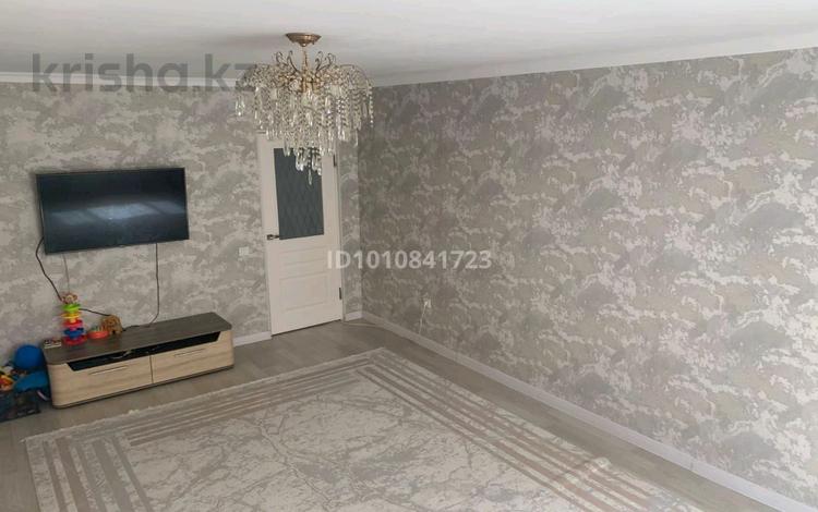 2-бөлмелі пәтер · 62 м² · 1/5 қабат, Нұрсая ш/а., Таумыш Жұмағалиев 25, бағасы: 25 млн ₸ в Атырау, мкр Нурсая — фото 2