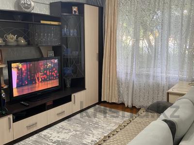 3-бөлмелі пәтер · 60 м² · 1/5 қабат, Новаторов 15, бағасы: 21.8 млн ₸ в Усть-Каменогорске