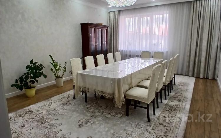 3-бөлмелі пәтер · 119 м² · 1/5 қабат, Алтын орда ш/а., бағасы: 48 млн ₸ в Актобе, мкр. Алтын орда — фото 2
