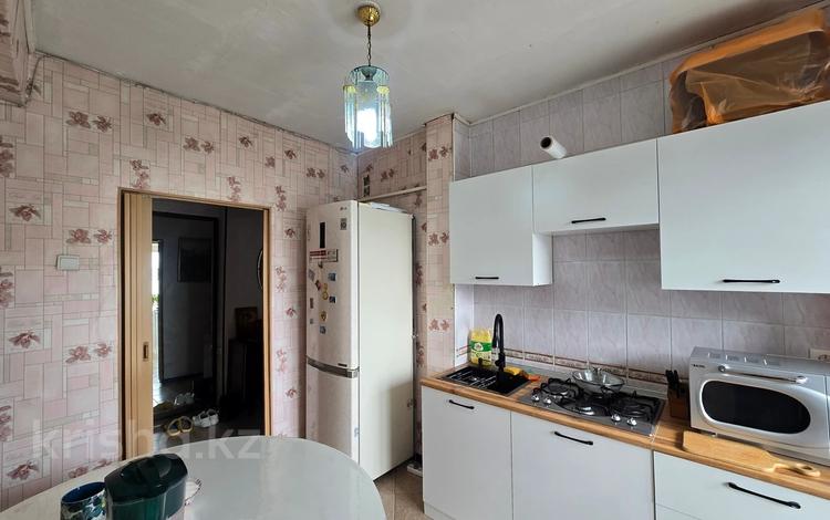 3-комнатная квартира · 64.6 м² · 5/5 этаж, мкр Мамыр, Ул.Афцинао — Шаляпина-Яссауи мкр Мамыр за 38 млн ₸ в Алматы, Ауэзовский р-н — фото 2