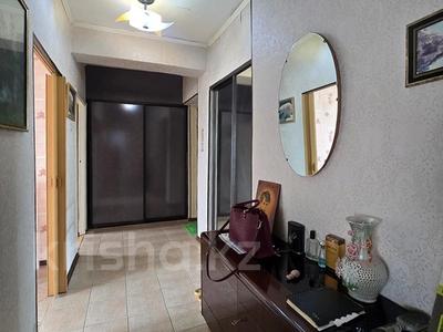 3-бөлмелі пәтер · 64.6 м² · 5/5 қабат, Мамыр ш/а., Ул.Афцинао — Шаляпина-Яссауи мкр Мамыр, бағасы: 38 млн ₸ в Алматы, Ауэзовский р-н