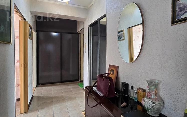3-комнатная квартира · 64.6 м² · 5/5 этаж, мкр Мамыр, Ул.Афцинао — Шаляпина-Яссауи мкр Мамыр за 38 млн ₸ в Алматы, Ауэзовский р-н — фото 11