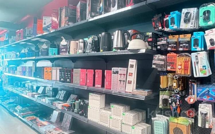 Свободное назначение, магазины и бутики, салоны красоты, образование · 140 м² за 140 млн ₸ в Шымкенте — фото 2