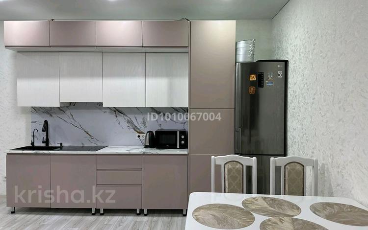 2-бөлмелі пәтер · 57 м² · 1/3 қабат, Пахомова 14, бағасы: 20 млн ₸ в Усть-Каменогорске — фото 2
