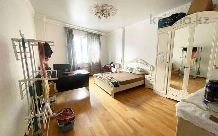 3-бөлмелі пәтер · 100.5 м² · 9/16 қабат, Момышулы 2в, бағасы: ~ 42 млн ₸ в Астане, Алматы р-н — фото 2