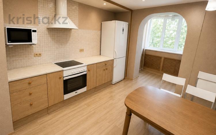 3-комнатная квартира · 71 м² · 2/10 этаж, жукова за 31.6 млн ₸ в Петропавловске — фото 8
