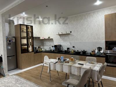 2-комнатная квартира · 77 м² · 3/14 этаж, 19-й мкр 44 за 33 млн ₸ в Актау