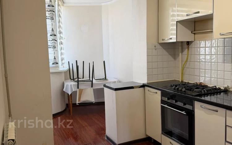 2-комнатная квартира · 56 м² · 4/5 этаж, 13-й мкр 48 за 130 000 ₸ в Актау — фото 2