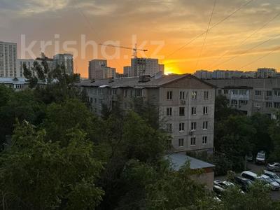 2-комнатная квартира, 54 м², 5/9 этаж, розыбакиева 81 за 36.5 млн 〒 в Алматы, Бостандыкский р-н