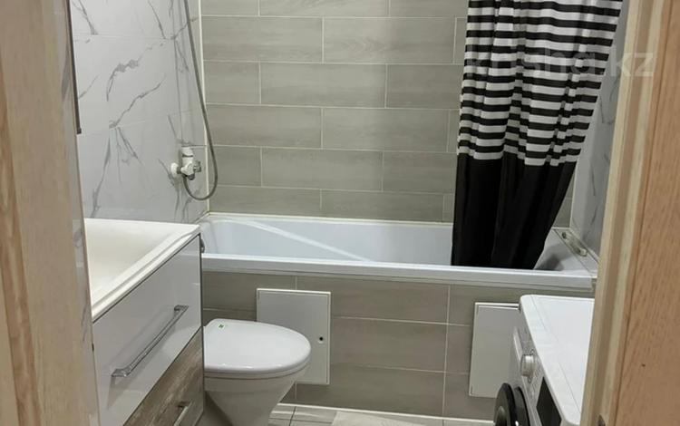 2-бөлмелі пәтер · 60 м² · 2/9 қабат, Жамбыла Жабаева, бағасы: 250 000 ₸ в Петропавловске — фото 2
