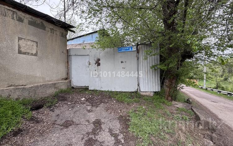 Отдельный дом · 4 комнаты · 300 м² · 10 сот., Чайковского 8 — Чайковского 4 за 8 млн ₸ в Каргалы (п. Фабричный) — фото 2