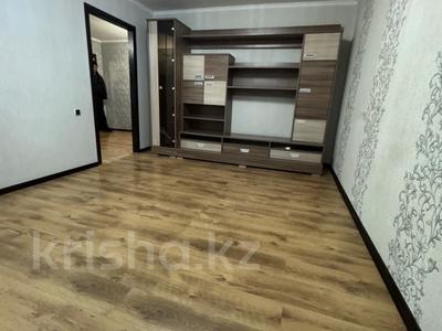 3-комнатная квартира · 60 м² · 6/9 этаж, Майкудук, мкр Мамыраева — Пруды за 19.9 млн 〒 в Караганде, Алихана Бокейханова р-н