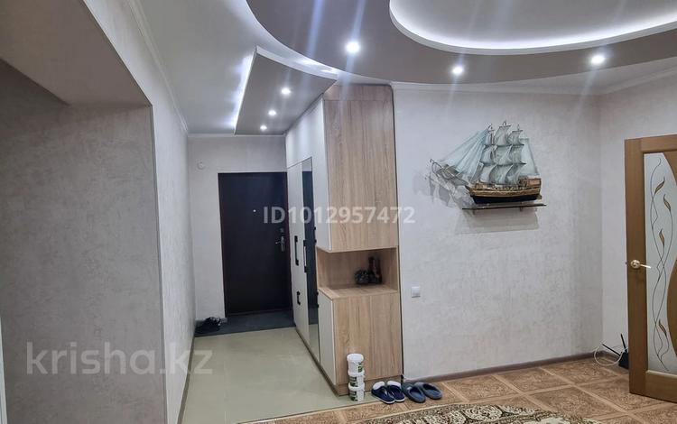 3-бөлмелі пәтер · 108.3 м² · 6/9 қабат, Кунаева 1/7 — находится напротив восьмой школы, бағасы: 30 млн ₸ в Актобе, мкр. Курмыш — фото 2