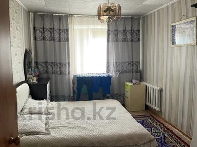 3-комнатная квартира, 67.7 м², 10/10 этаж, Астана 49 — 4 мкр за 13 млн 〒 в Аксу