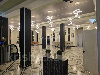 Офисы, магазины и бутики, общепит, салоны красоты, бани, гостиницы и зоны отдыха, медцентры и аптеки, образование, развлечения · 2750 м² за 800 млн ₸ в Туркестане