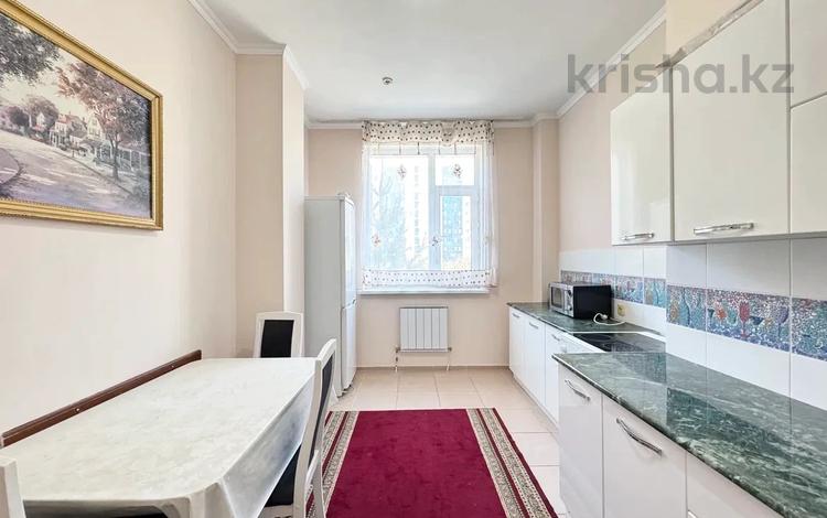 2-комнатная квартира, 85 м², 2/12 этаж, Сарайшык 34