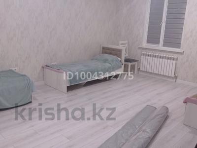 Аренда квартир в Алматинской обл.: 2-комнатная квартира · 85 м² · 3/5 этаж, Абылай хана за 350 000 〒 2-комнатная квартира · 85 м² · 3/5 этаж, Абылай хана за 350 000 〒 в Каскелене