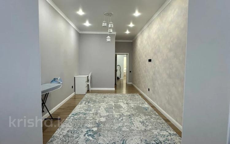 3-бөлмелі пәтер · 106.3 м² · 5/9 қабат, Алтын орда ш/а., бағасы: 54 млн ₸ в Актобе, мкр. Алтын орда — фото 2