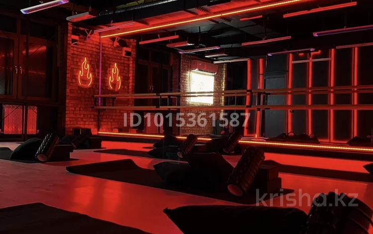 Действующая женская фитнес-студию в Алматы · 360 м² за 25 млн ₸ в Медеуский р-н — фото 2