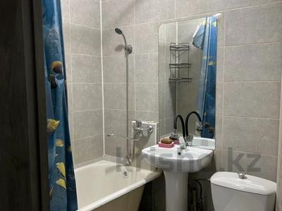 3-бөлмелі пәтер · 56 м² · 2/5 қабат, Валиханова 184, бағасы: 110 000 ₸ в Шымкенте, Енбекшинский р-н