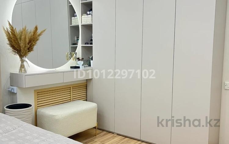 4-бөлмелі пәтер · 93 м² · 2/5 қабат, 28-й мкр 3, бағасы: 35 млн ₸ в Актау — фото 2