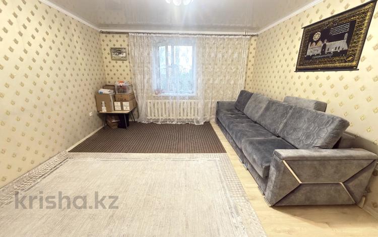 3-комнатная квартира · 68 м² · 6/9 этаж, мкр Юго-Восток, Карбышева 14 за 18.9 млн ₸ в Караганде, Казыбек би р-н — фото 2