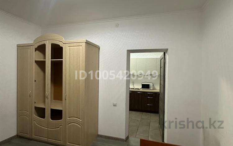 1-комнатная квартира · 30 м² · 3/3 этаж, Абылай хан 2/4 за 120 000 ₸ в Каскелене — фото 2