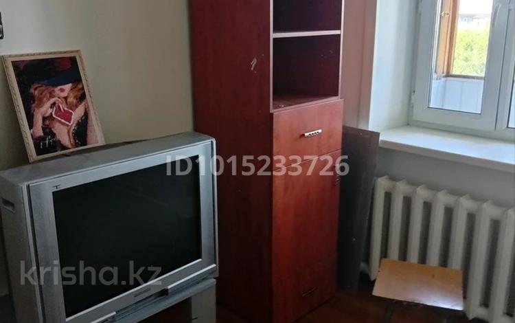 2-комнатная квартира · 42 м² · 5/5 этаж, Майкудук, Майкудук, 14й микрорайон 8 за 100 000 ₸ в Караганде, Алихана Бокейханова р-н — фото 2