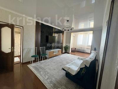 3-комнатная квартира · 65 м² · 2/2 этаж, Т.Жүргенбаев 4 — Школа Бауыржан магазин 777 за 15 000 〒 в Жетысае