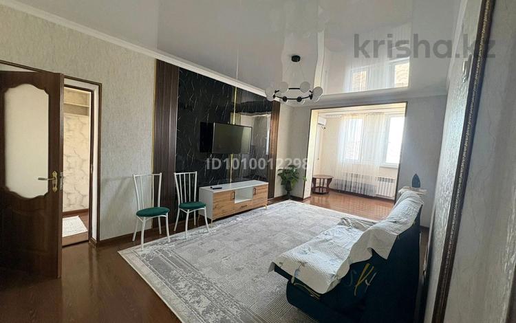 3-комнатная квартира · 65 м² · 2/2 этаж, Т.Жүргенбаев 4 — Школа Бауыржан магазин 777 за 15 000 ₸ в Жетысае — фото 2