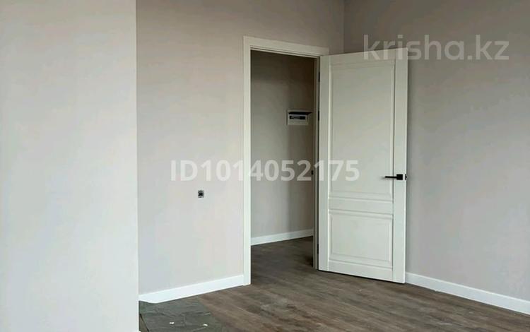 1-бөлмелі пәтер · 46 м² · 4/12 қабат, Мангилик Ел Е496, бағасы: 35 млн ₸ в Астане, Есильский р-н — фото 2