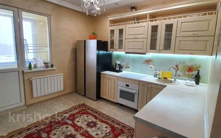 2-комнатная квартира, 61 м², 5/12 этаж помесячно, Сатпаева 90 — Туркебаева