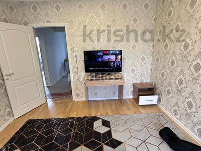 2-бөлмелі пәтер · 60 м² · 2/9 қабат, 5 микрорайон, бағасы: 250 000 ₸ в Аксае