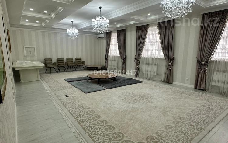 Жеке үй · 13 бөлме · 570 м² · 727 жүзд., 15-ш/а., бағасы: 570 млн ₸ в Актау, 15-й мкр — фото 20