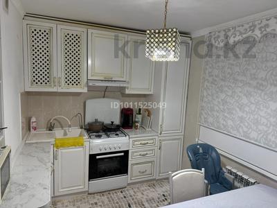 3-комнатная квартира · 80.6 м² · 4/5 этаж, мкр Нурсая, Таумуш Жумагалиев 25 за 230 000 〒 в Атырау