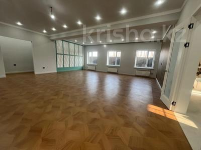 Отдельный дом · 4 комнаты · 208 м² · 8 сот., Курманова 120 за 73 млн ₸ в Талдыкоргане