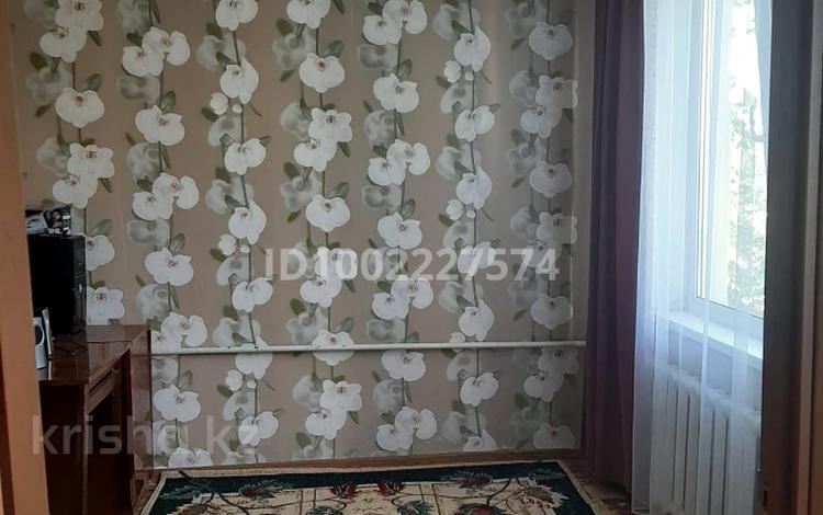 3-бөлмелі пәтер · 67 м² · 5/5 қабат, Айгүл ш/а, Тюленина 50/1 — ул.Шолохова, бағасы: 16 млн ₸ в Уральске, мкр Айгуль — фото 2