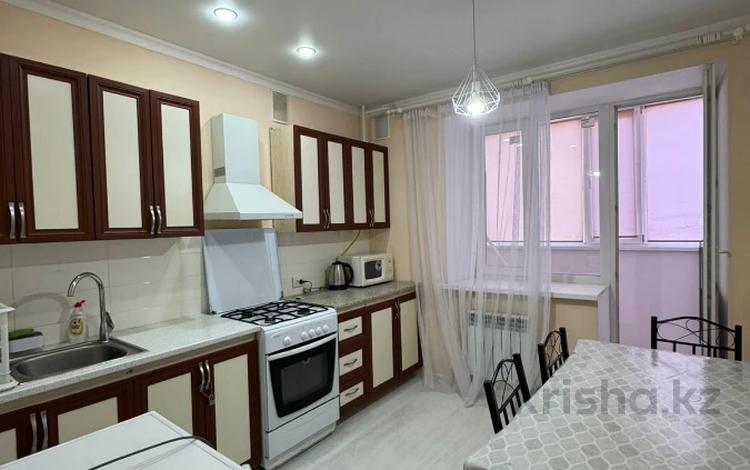 2-бөлмелі пәтер · 54 м² · 1/7 қабат, Алтын орда ш/а., бағасы: 23.5 млн ₸ в Актобе, мкр. Алтын орда — фото 2