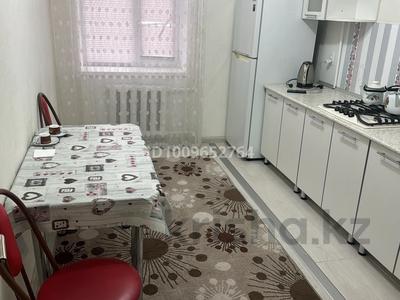 1-комнатная квартира · 43 м² · 1/10 этаж, мкр 12 43 за 10 000 〒 в Актобе