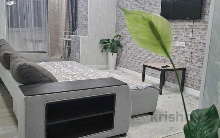 2-бөлмелі пәтер · 55 м² · 4/5 қабат, Ниеткалиева 7 — Юбилейный магазин, бағасы: 18 000 ₸ в Таразе — фото 11