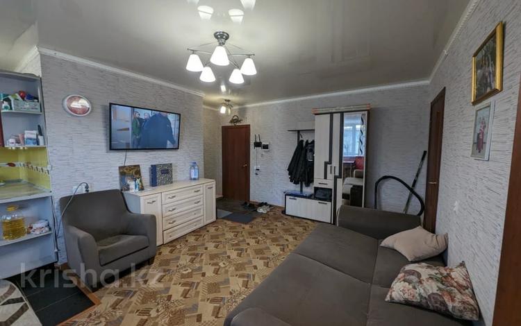 3-комнатная квартира, 42 м², 1/4 этаж, Жамбыла 173 за 10.8 млн 〒 в Кокшетау — фото 2