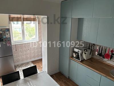 5-бөлмелі пәтер · 100.4 м² · 3/5 қабат, 27-й мкр 25, бағасы: 34 млн ₸ в Актау