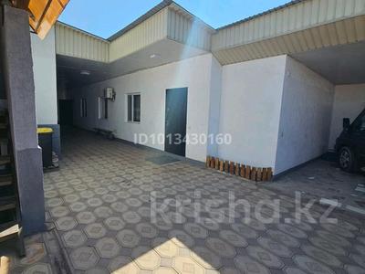 2-комнатная квартира · 40 м², Шакирова 15 — Муратбаева за 130 000 ₸ в Шу